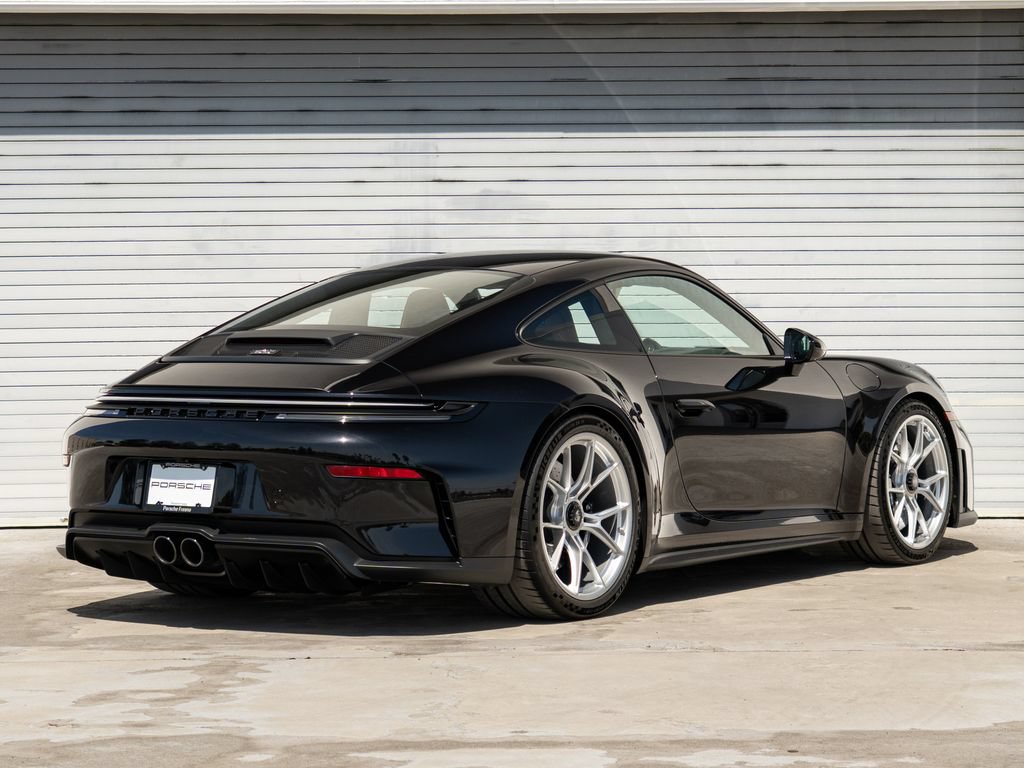 Certified 2026 Porsche 911 GT3 RWD image 32