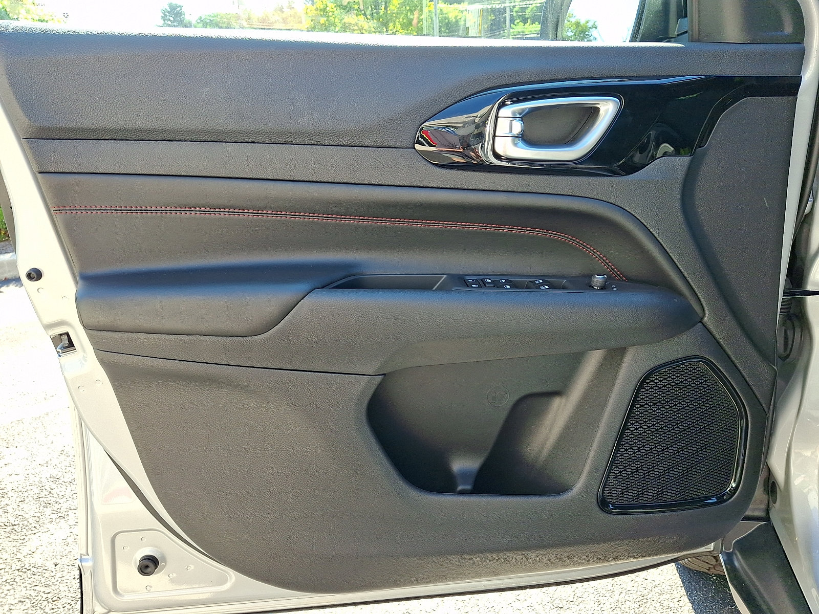 New 2026 Jeep Compass Trailhawk AWD/4WD image 8