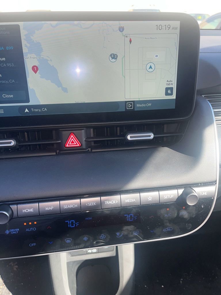 Used 2025 Hyundai Ioniq 5 Limited image 6