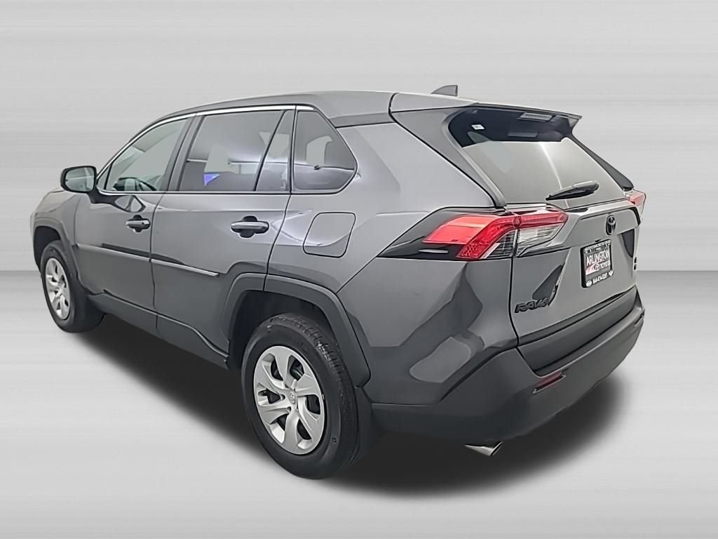 Used 2023 Toyota RAV4 LE AWD/4WD image 7