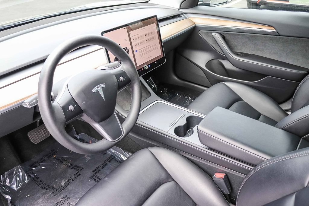 Used 2023 Tesla Model 3 Standard Range RWD image 17