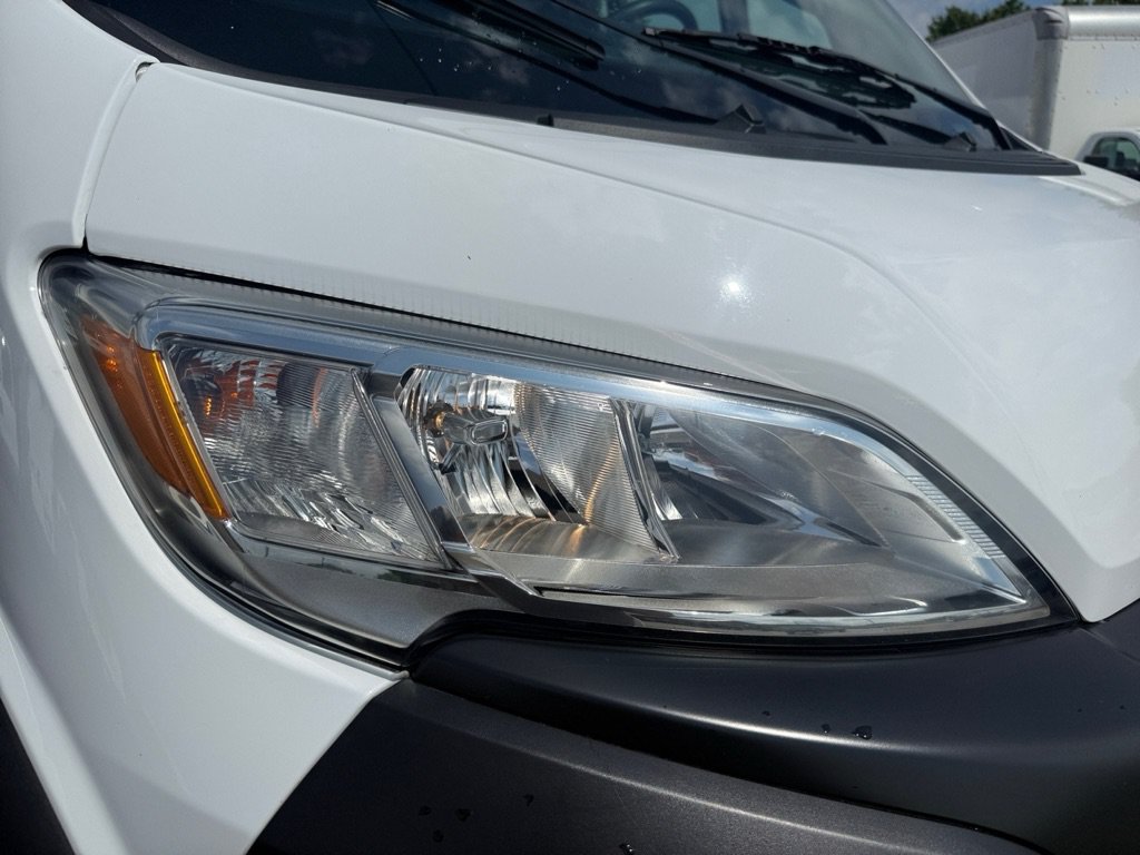 Used 2025 RAM ProMaster 2500 w/ Convenience Group FWD image 28