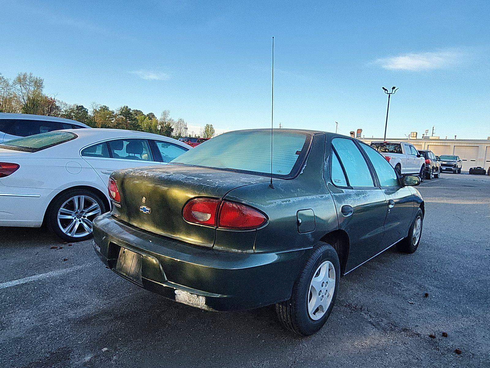 Used 2001 Chevrolet Cavalier Sedan image 4