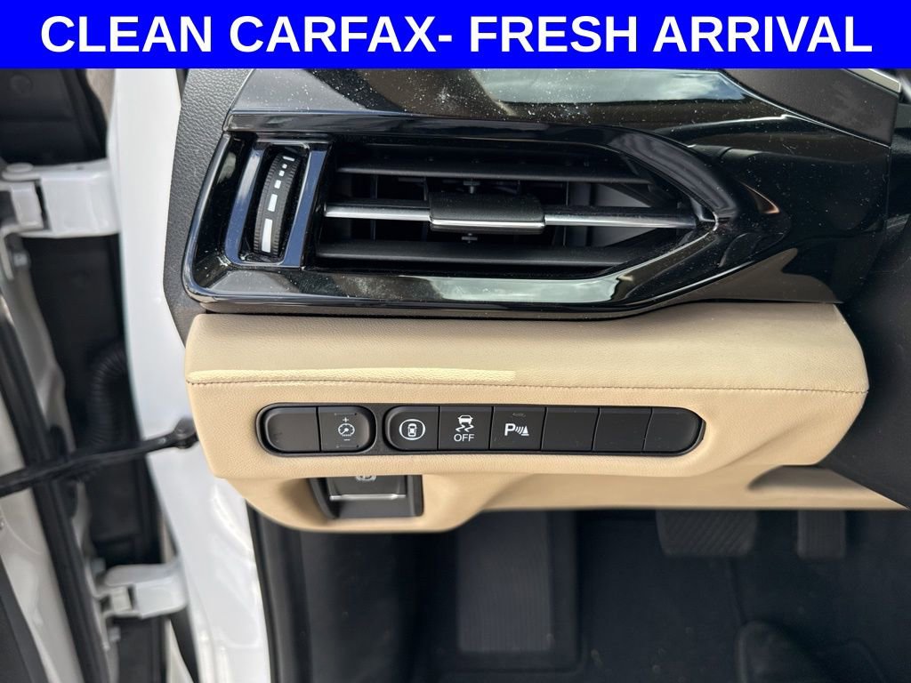 Used 2024 Acura MDX FWD w/ Technology Package image 18