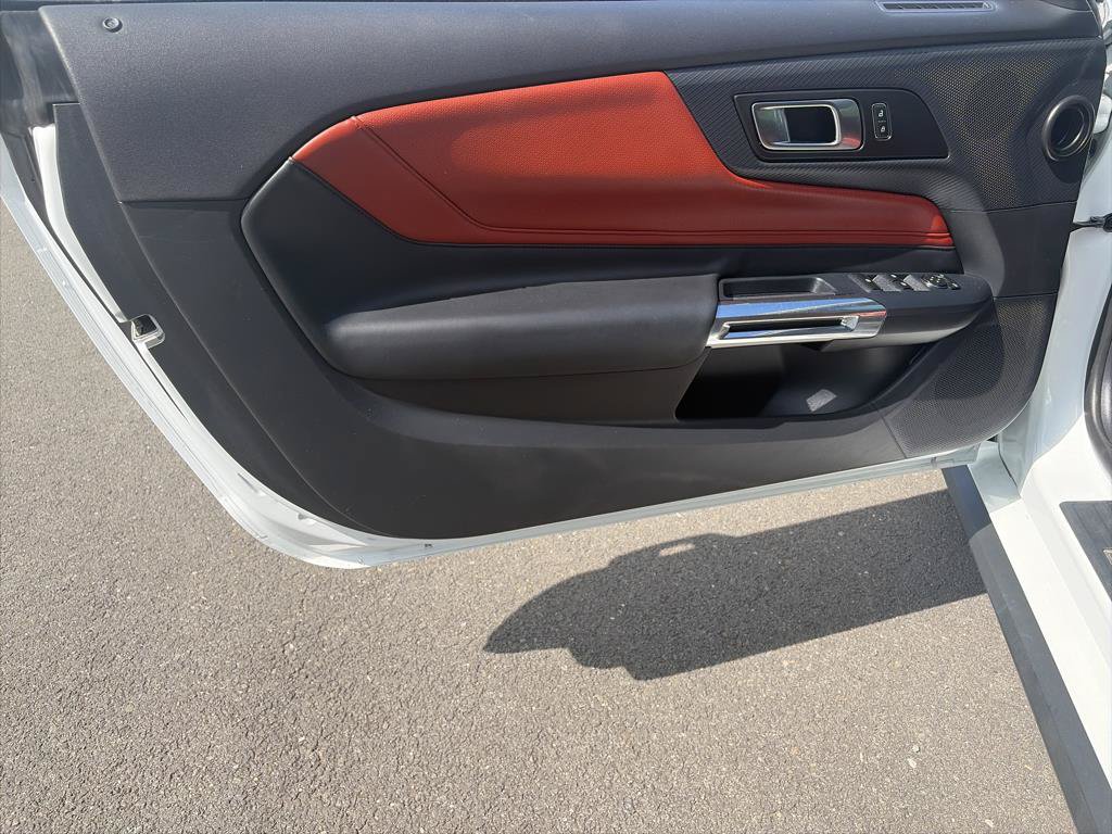 Used 2025 Ford Mustang Premium RWD image 20