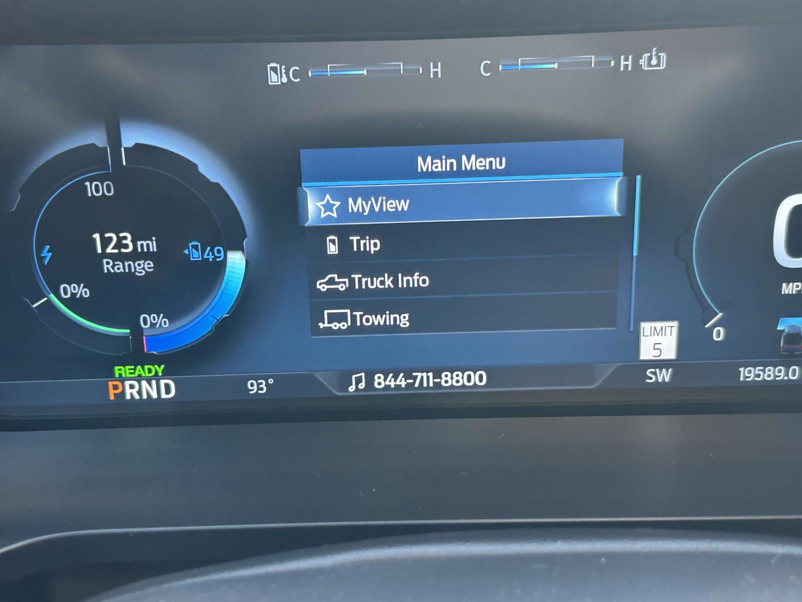 Used 2023 Ford F150 Lightning Platinum image 24