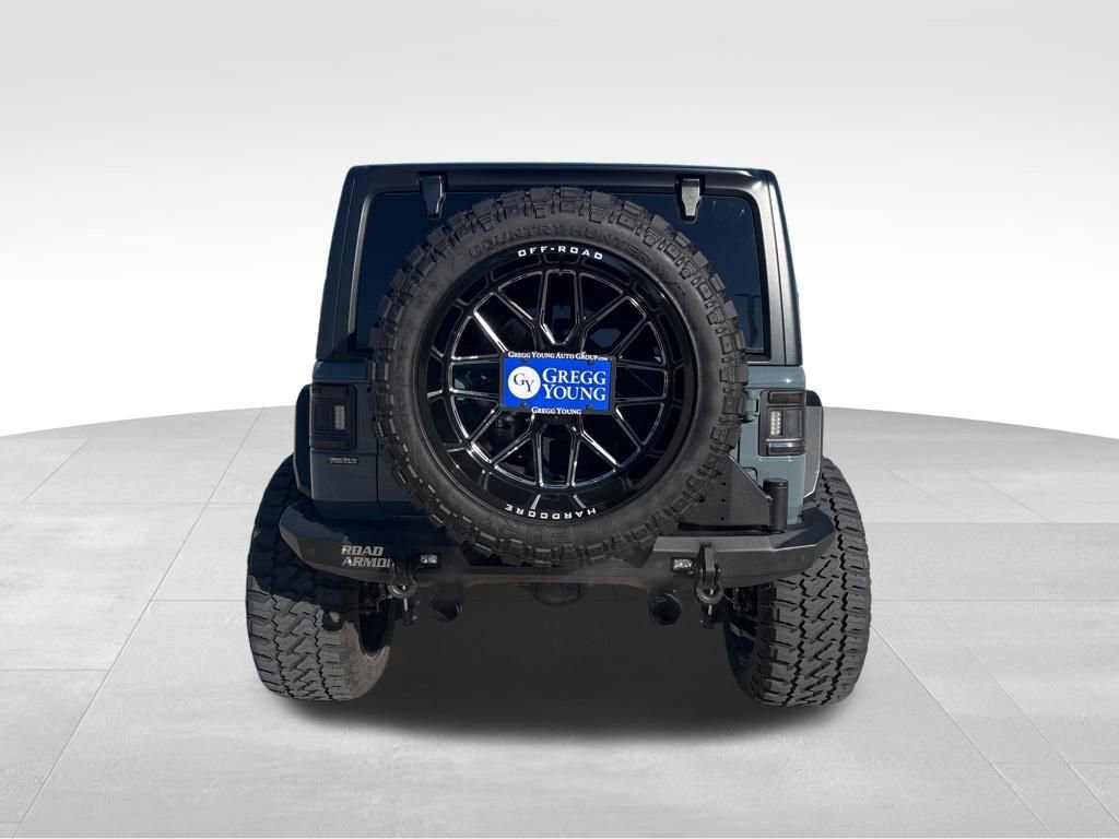 Used 2024 Jeep Wrangler Sport S image 5