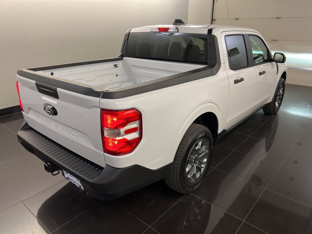 New 2025 Ford Maverick XLT w/ Equipment Group 301A image 6