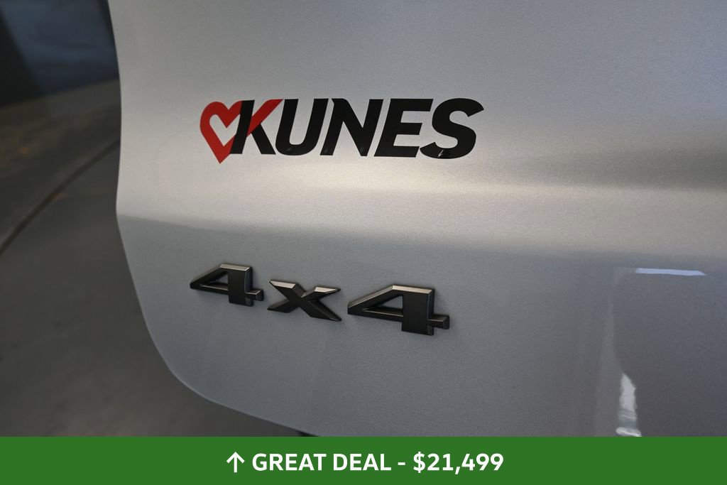 Used 2025 Jeep Compass Trailhawk AWD/4WD image 22