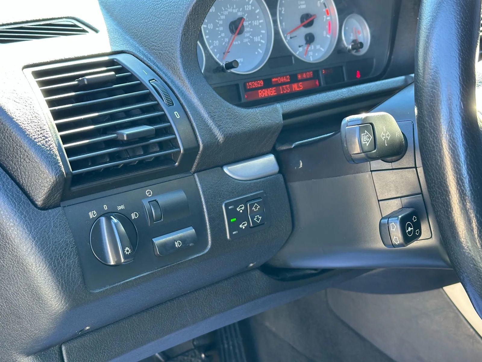 Used 2005 BMW X5 4.8is image 35