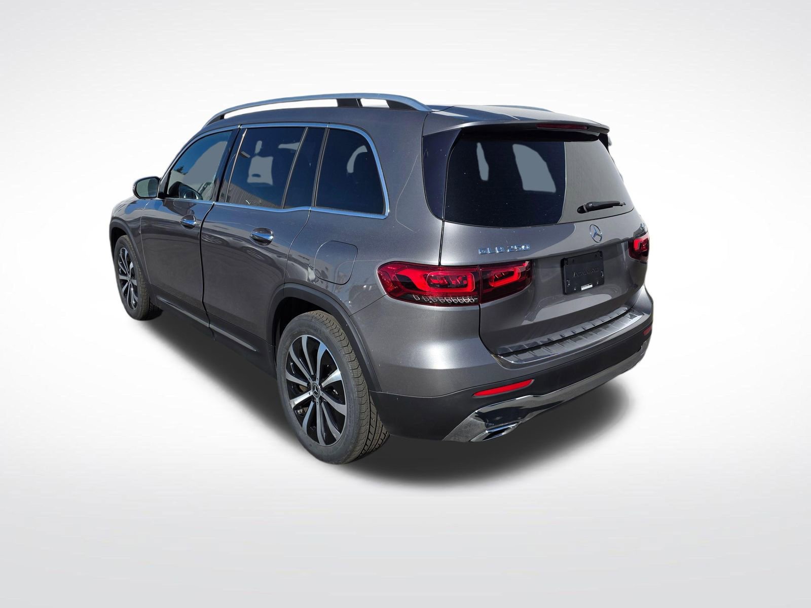 Used 2021 Mercedes-Benz GLB 250 4MATIC image 7