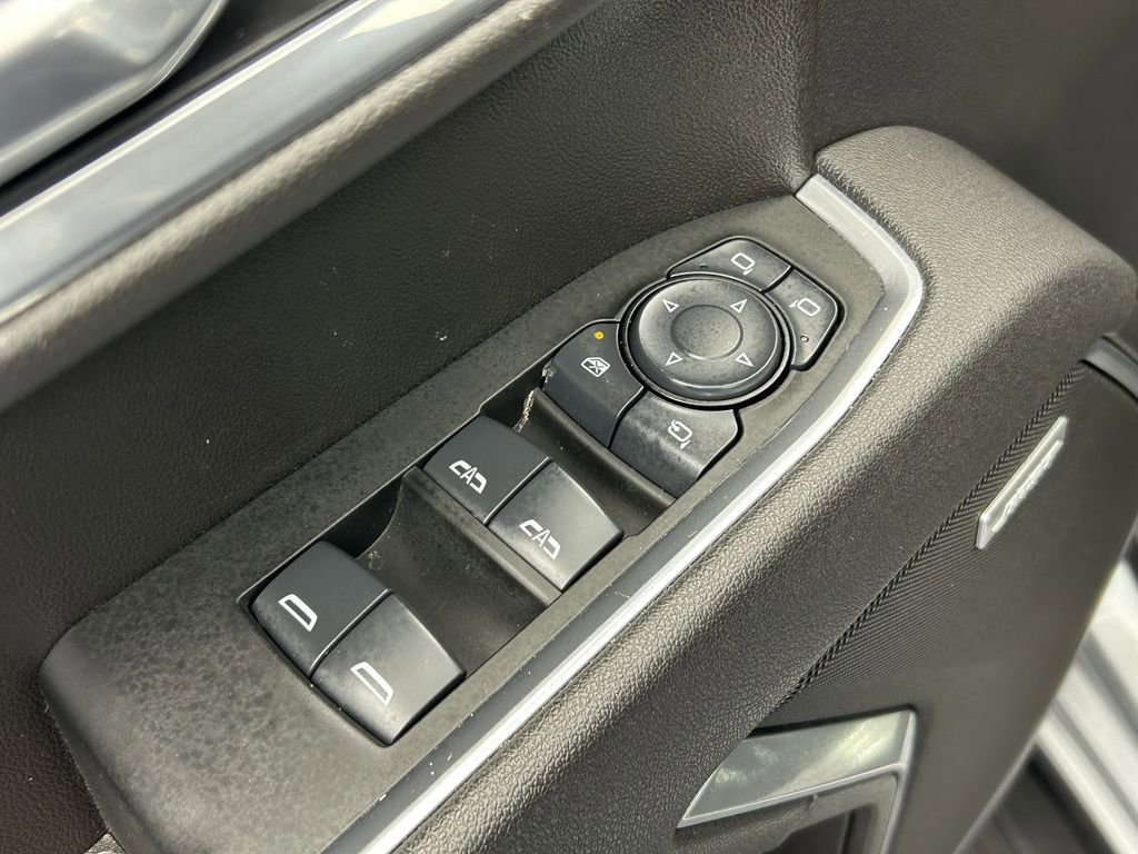 Used 2025 Chevrolet Silverado 1500 LTZ w/ Technology Package RWD image 19
