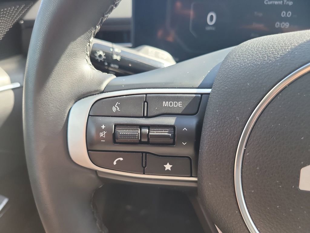 Used 2025 Kia K5 EX FWD image 31