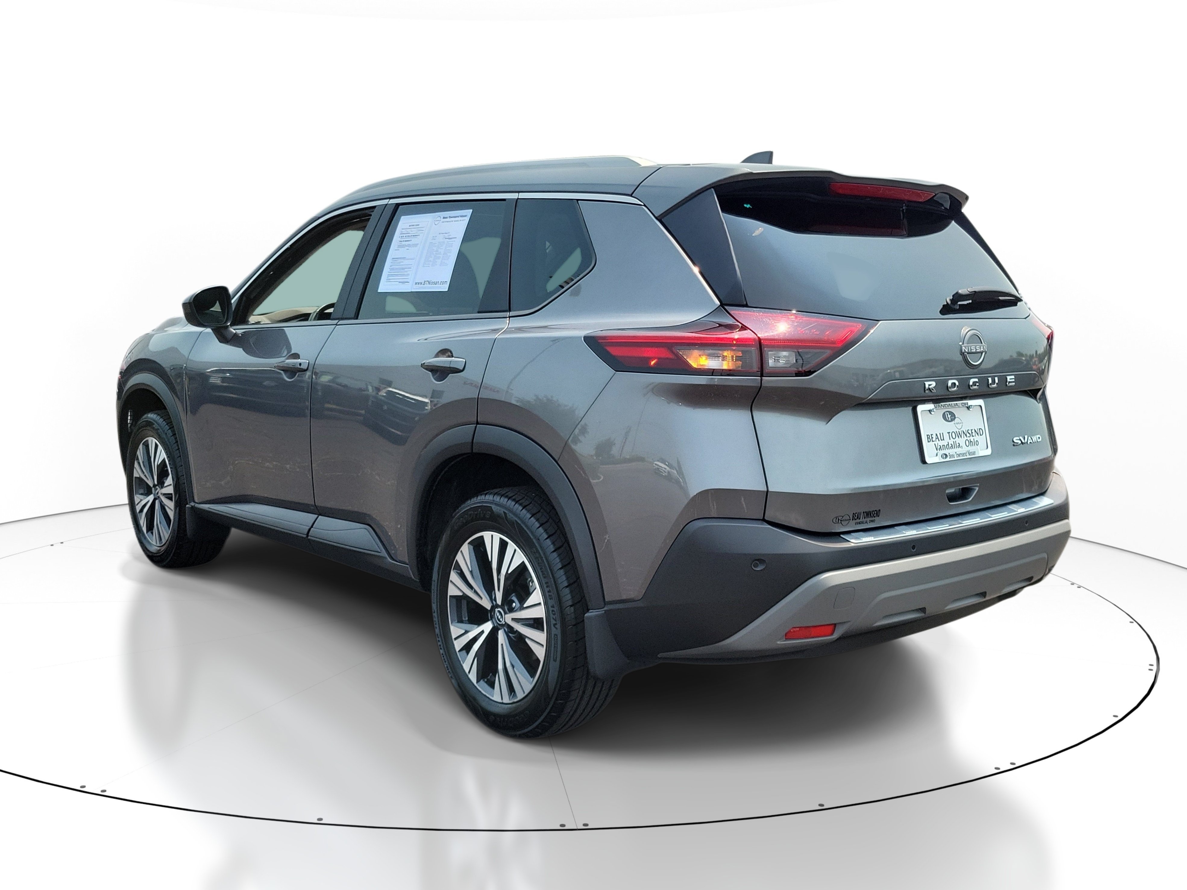 Certified 2023 Nissan Rogue SV w/ SV Premium B Package AWD/4WD image 3
