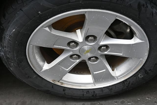Used 2015 Chevrolet Malibu LT FWD image 25
