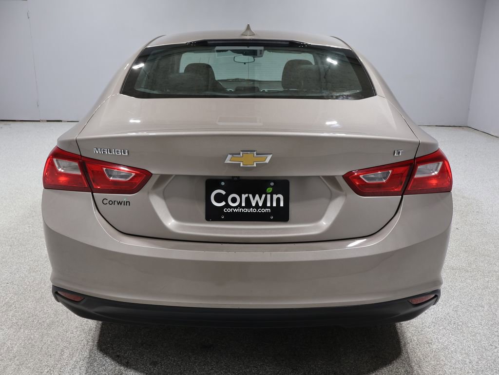 Used 2023 Chevrolet Malibu LT image 3