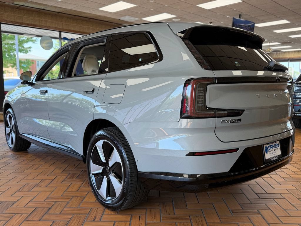 Used 2025 Volvo EX90 Plus AWD/4WD image 6