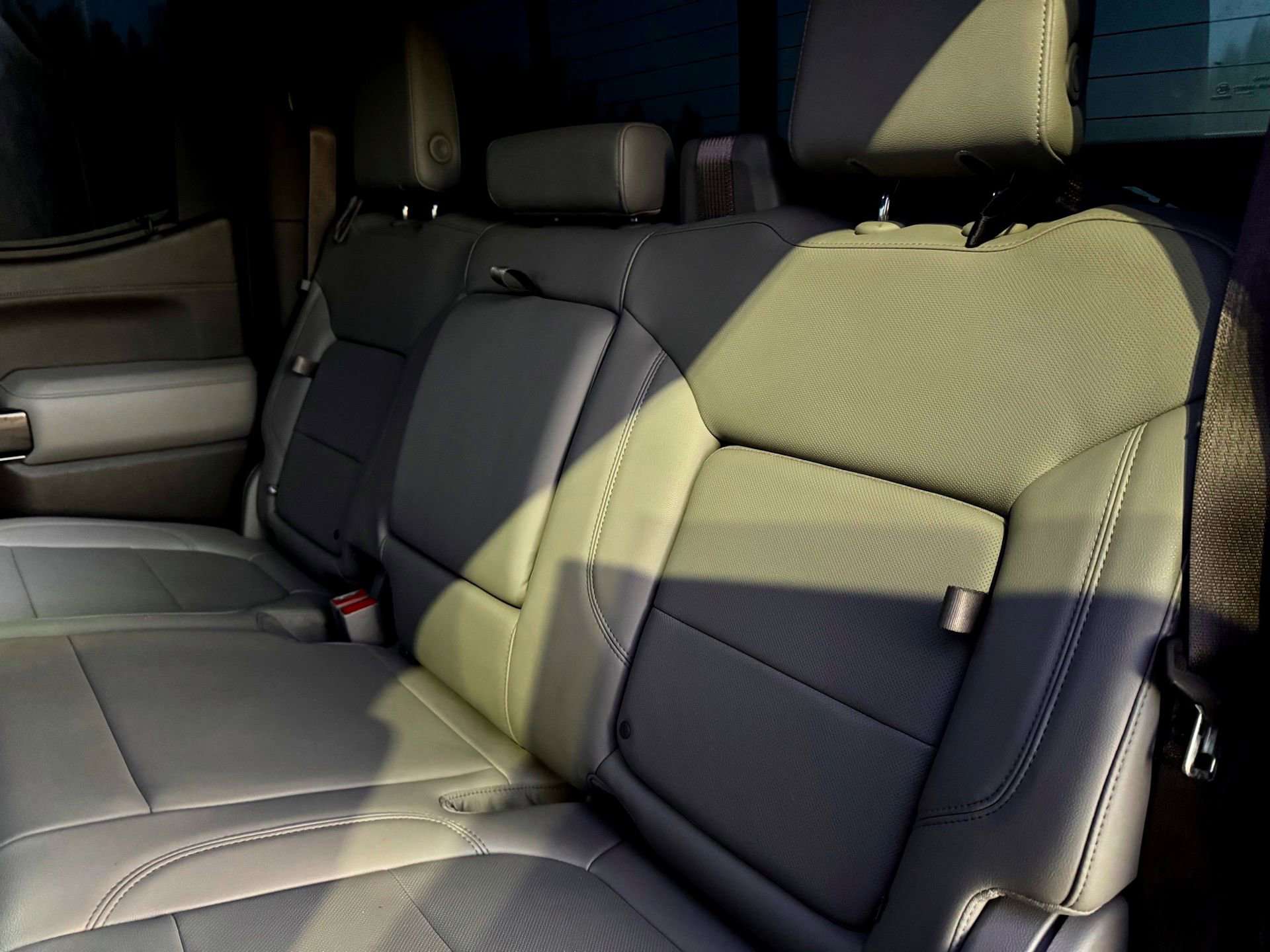 Used 2020 Chevrolet Silverado 1500 LTZ image 19