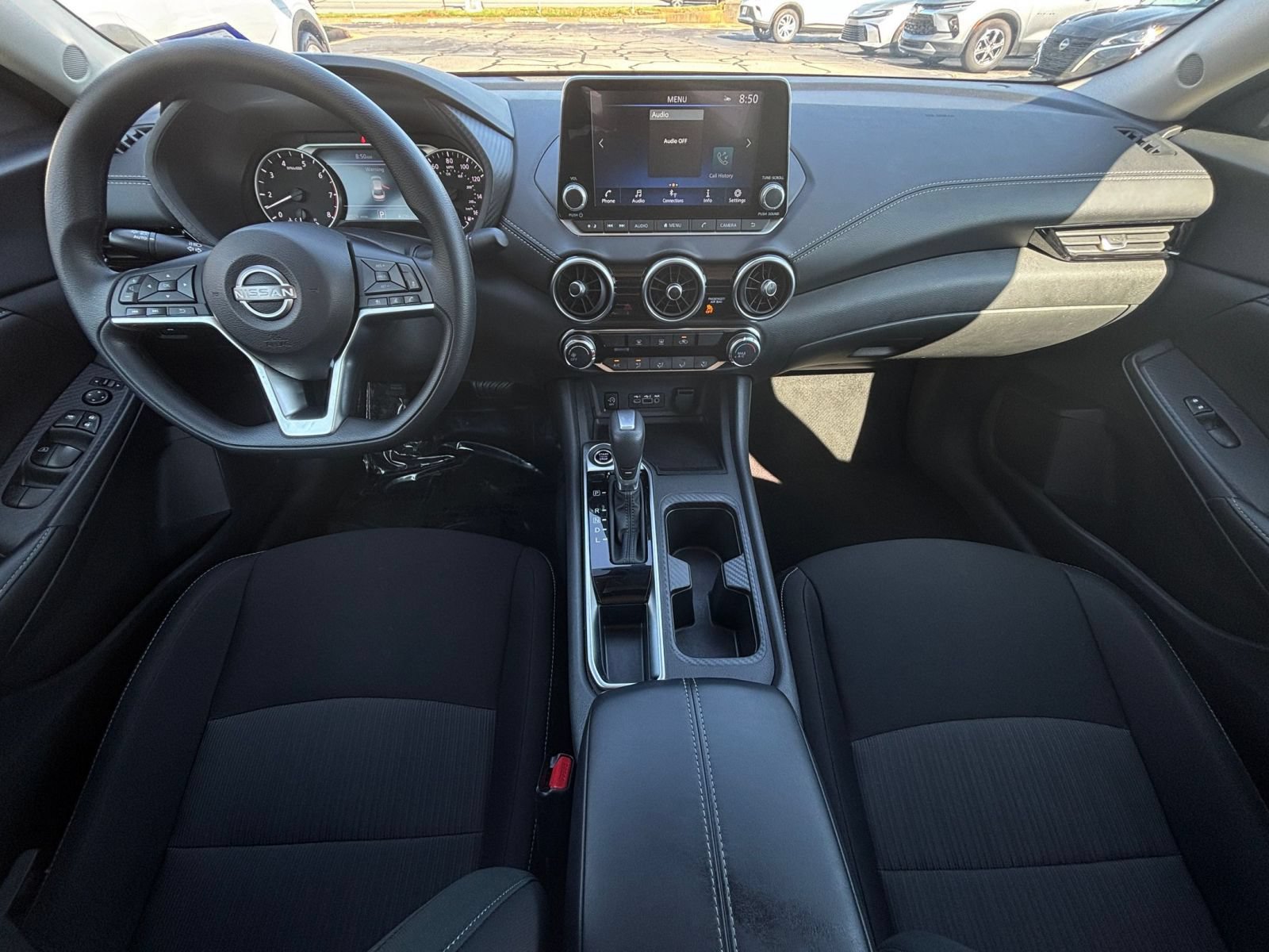 Used 2025 Nissan Sentra SV FWD image 31