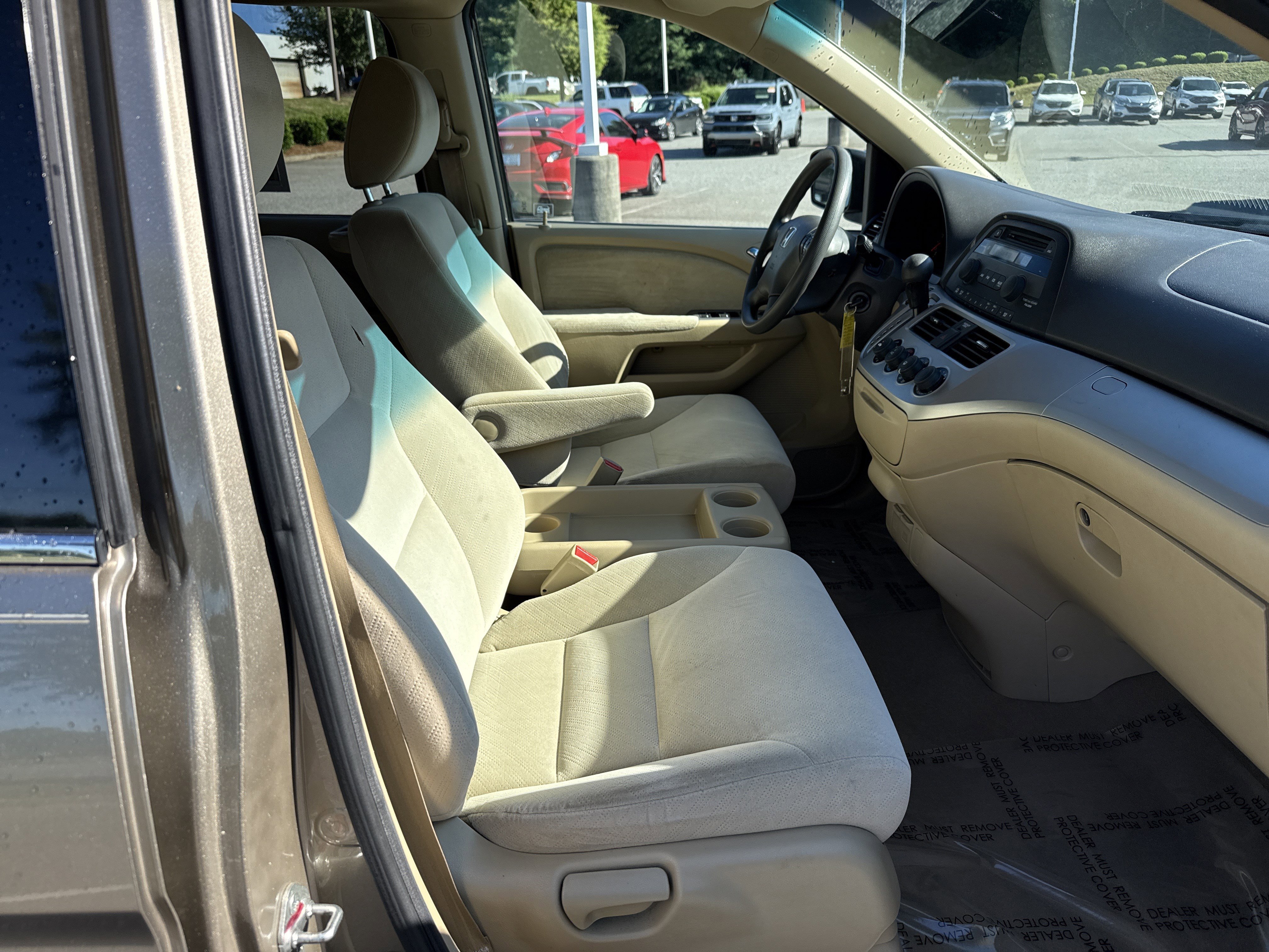 Used 2010 Honda Odyssey LX image 32