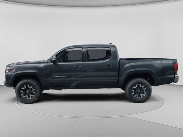Used 2018 Toyota Tacoma TRD Off-Road AWD/4WD image 8