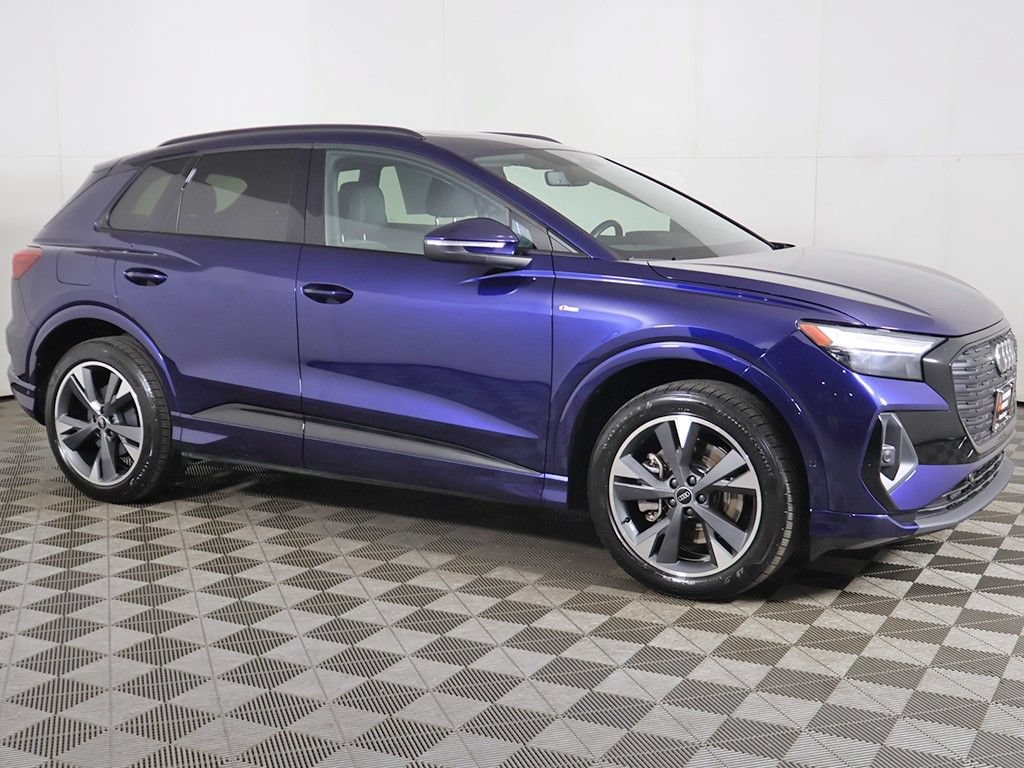 Used 2024 Audi Q4 e-tron Premium Plus AWD/4WD image 17