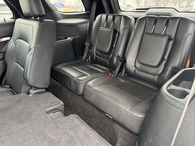 Used 2018 Ford Explorer Limited image 27
