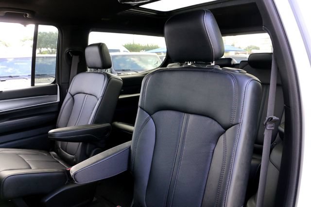 New 2026 Jeep Grand Wagoneer Limited AWD/4WD image 19