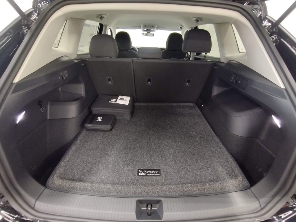 New 2026 Volkswagen Tiguan S AWD/4WD image 15
