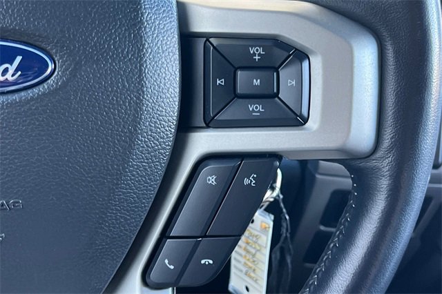 Used 2022 Ford F250 Lariat w/ Black Appearance Package image 27