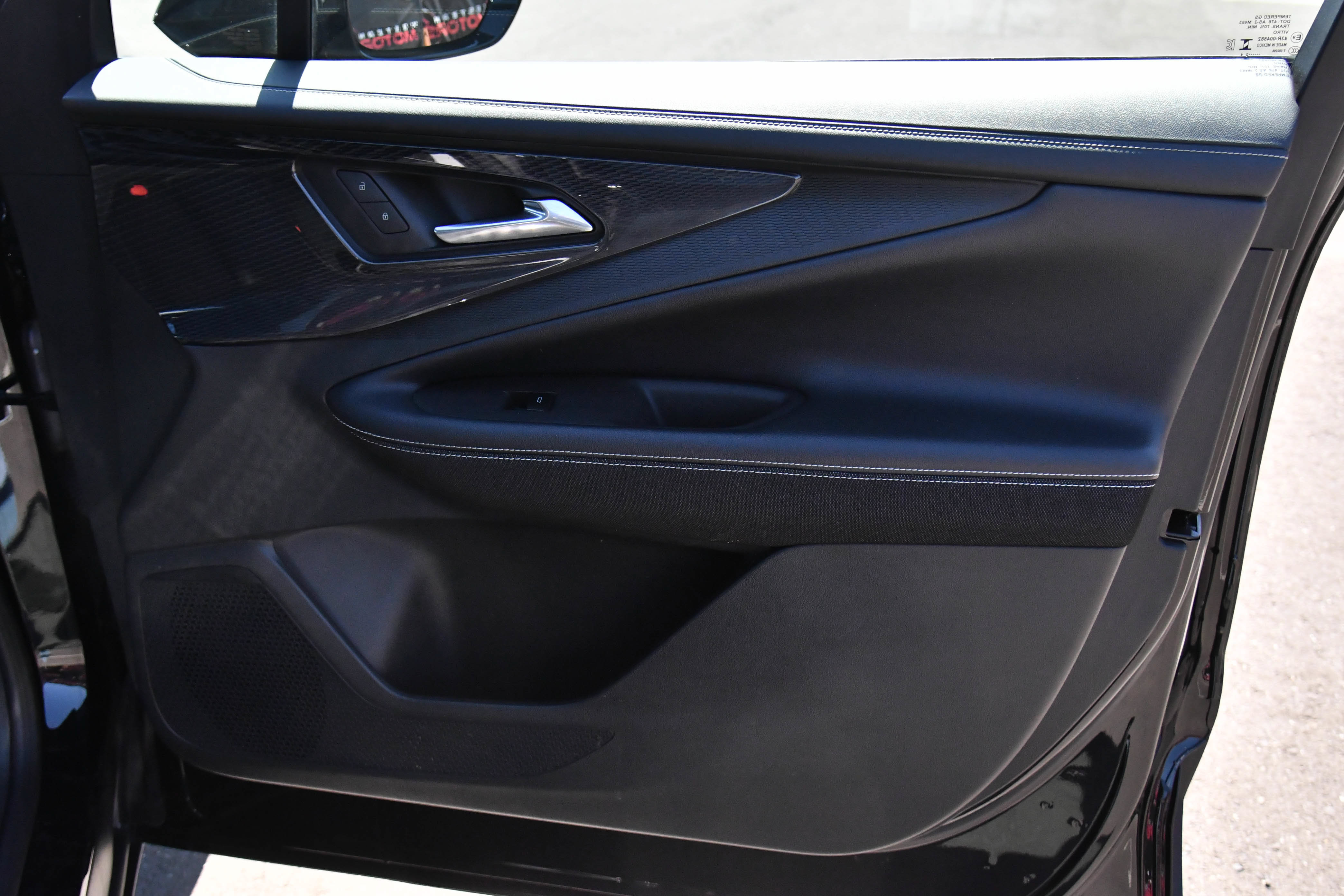 Used 2024 Chevrolet Blazer EV LT AWD/4WD image 53