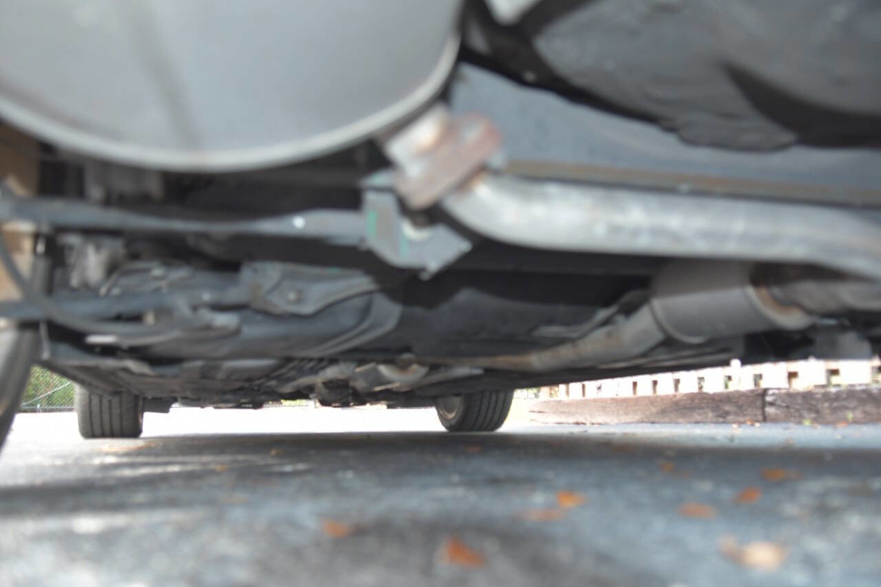 Used 2010 Honda Accord EX-L image 8