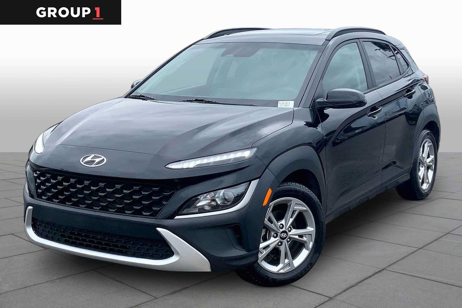 Used 2023 Hyundai Kona SEL w/ Convenience Package FWD image 1