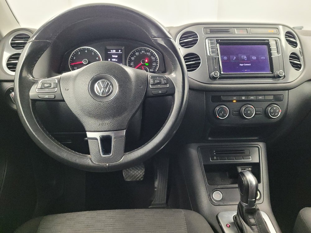 Used 2017 Volkswagen Tiguan Limited w/ Premium Package FWD image 22