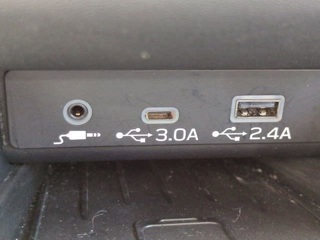 Used 2023 Subaru Outback Limited image 29