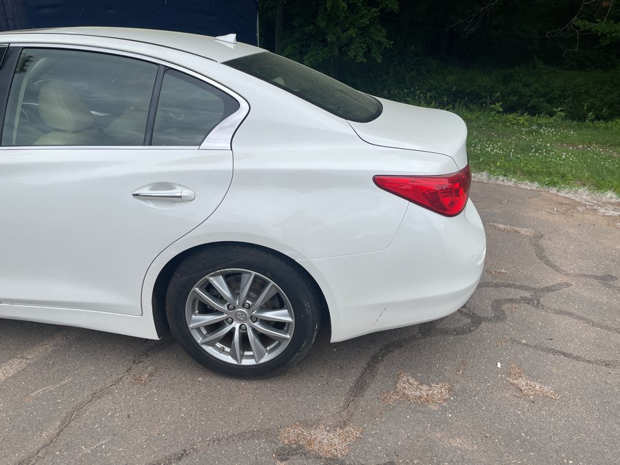 Used 2016 INFINITI Q50 3.0t Premium w/ Driver Assistance Package RWD image 39