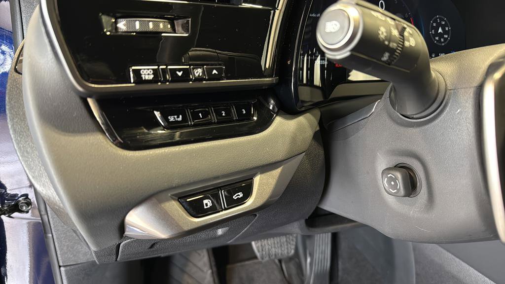 Used 2025 Lexus RX 350 Premium image 20