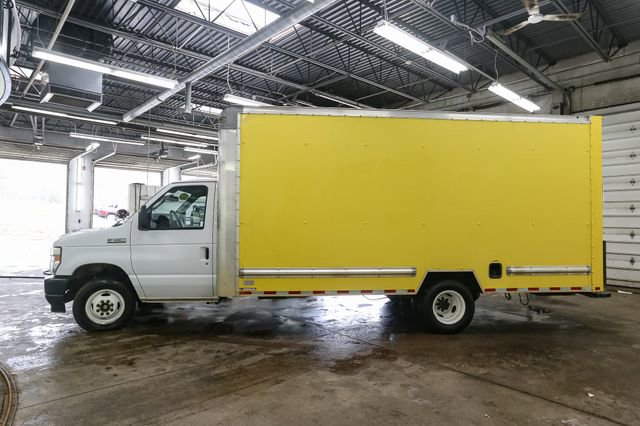 Used 2023 Ford E-350 and Econoline 350 Super Duty w/ Driver's Safety Package RWD image 6