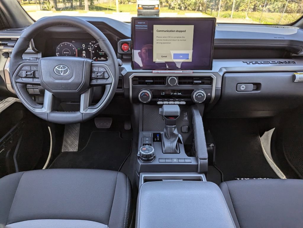 New 2025 Toyota Tacoma TRD Off-Road AWD/4WD image 7