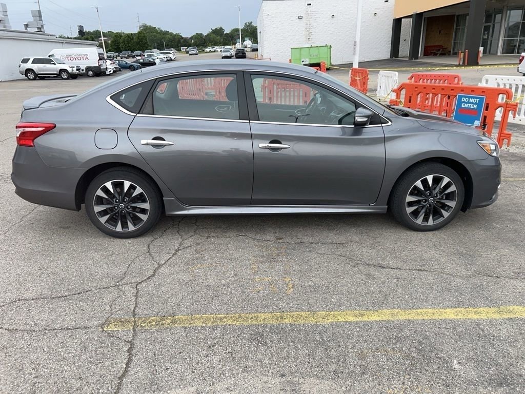 Used 2019 Nissan Sentra SR FWD image 5