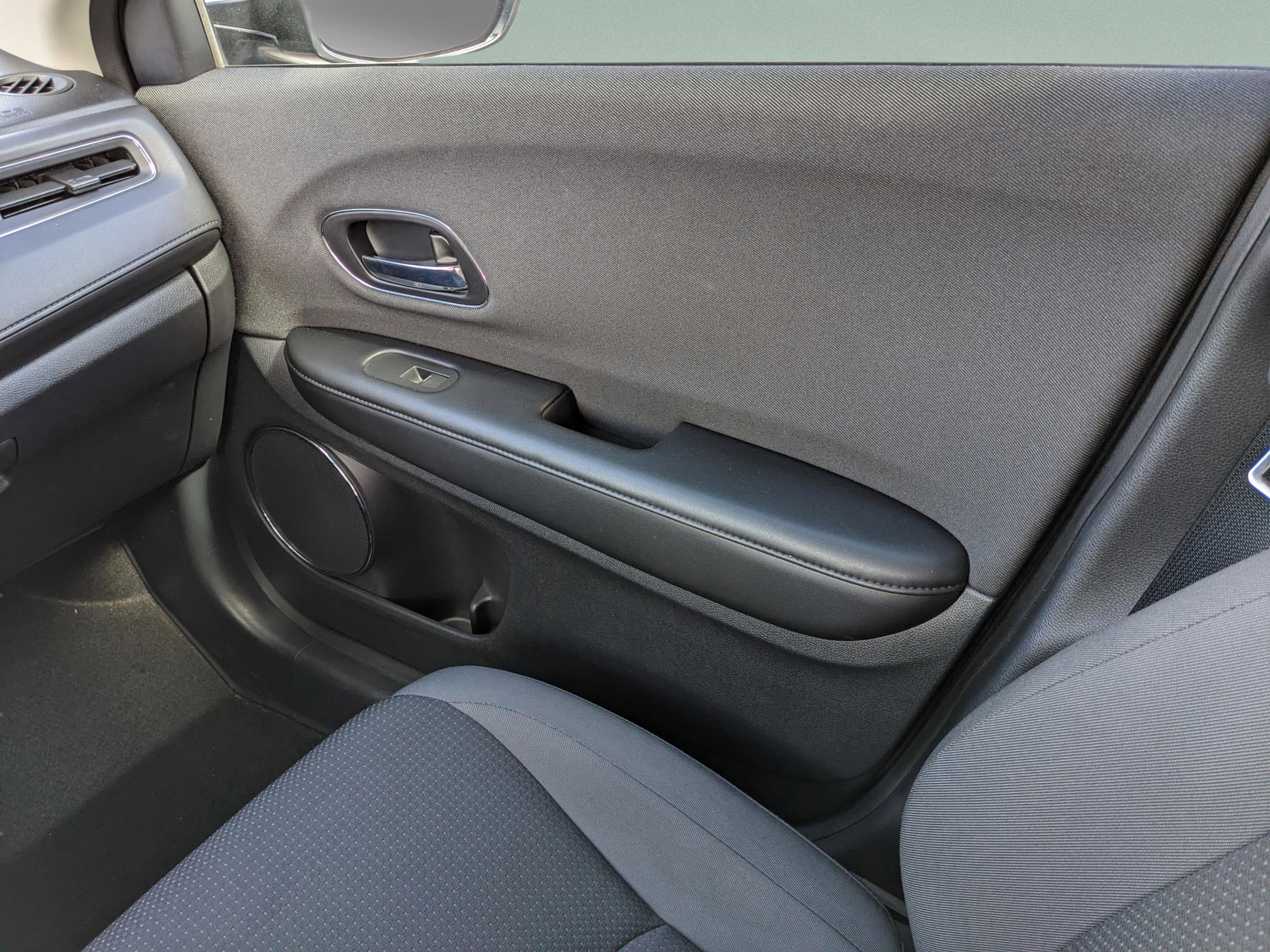 Used 2021 Honda HR-V EX image 21