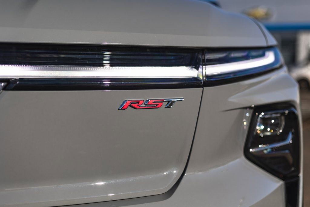 New 2025 Chevrolet Silverado EV RST image 7