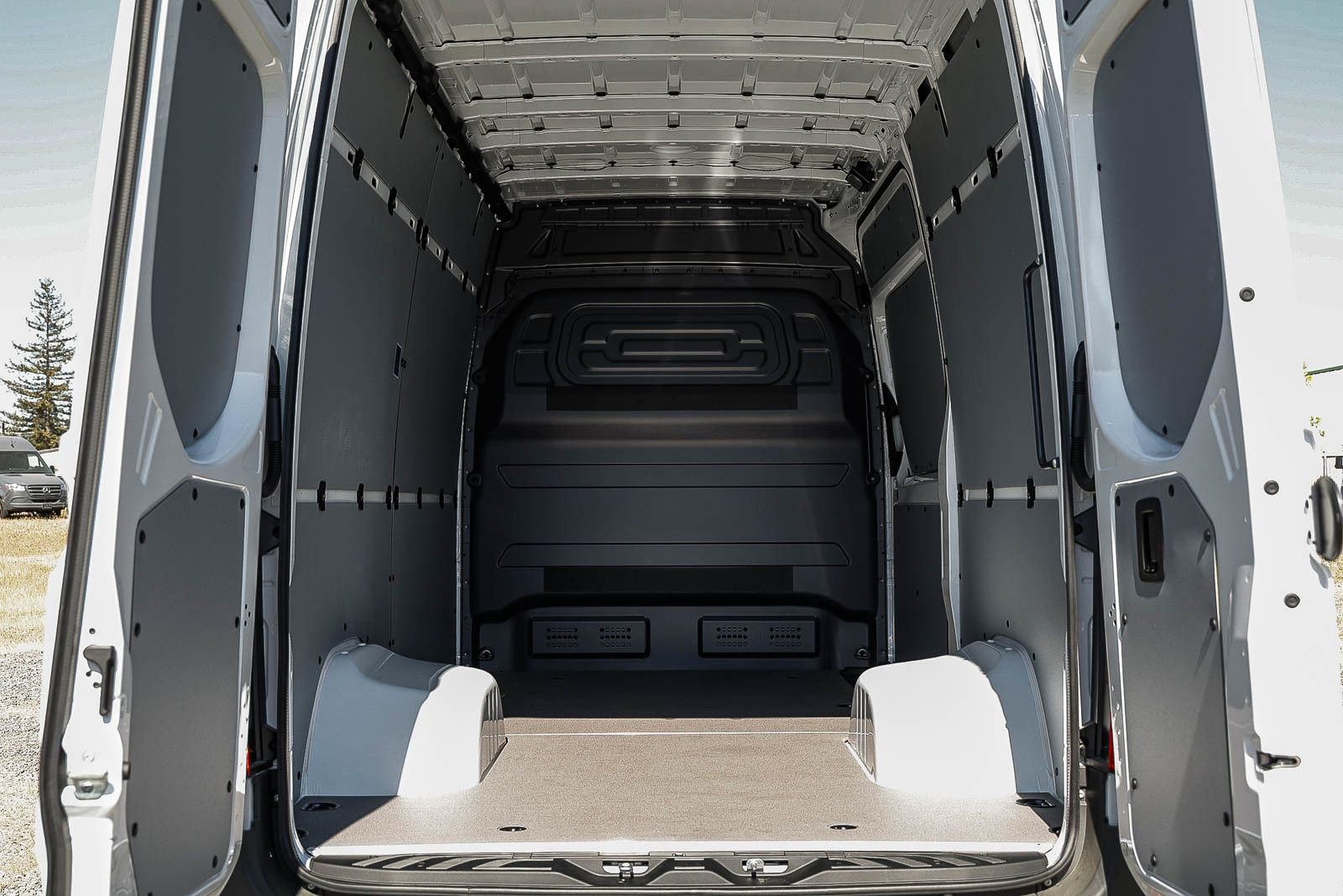 New 2026 Mercedes-Benz Sprinter 4500 image 23