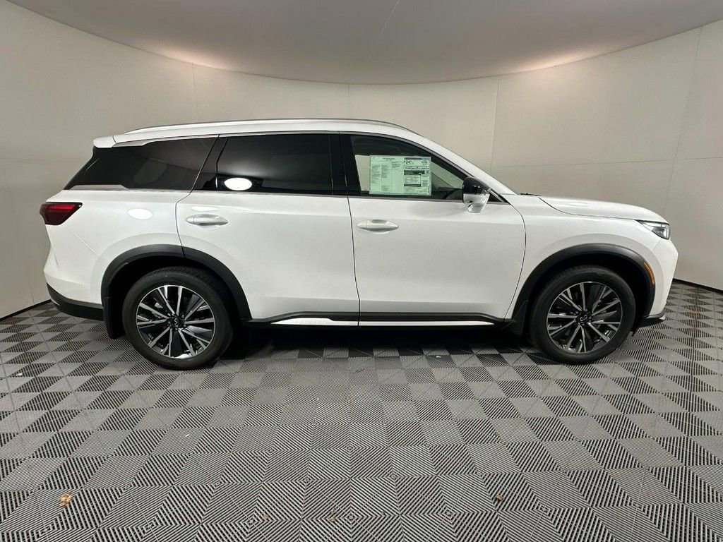 New 2026 INFINITI QX60 Luxe w/ Cargo Package image 2