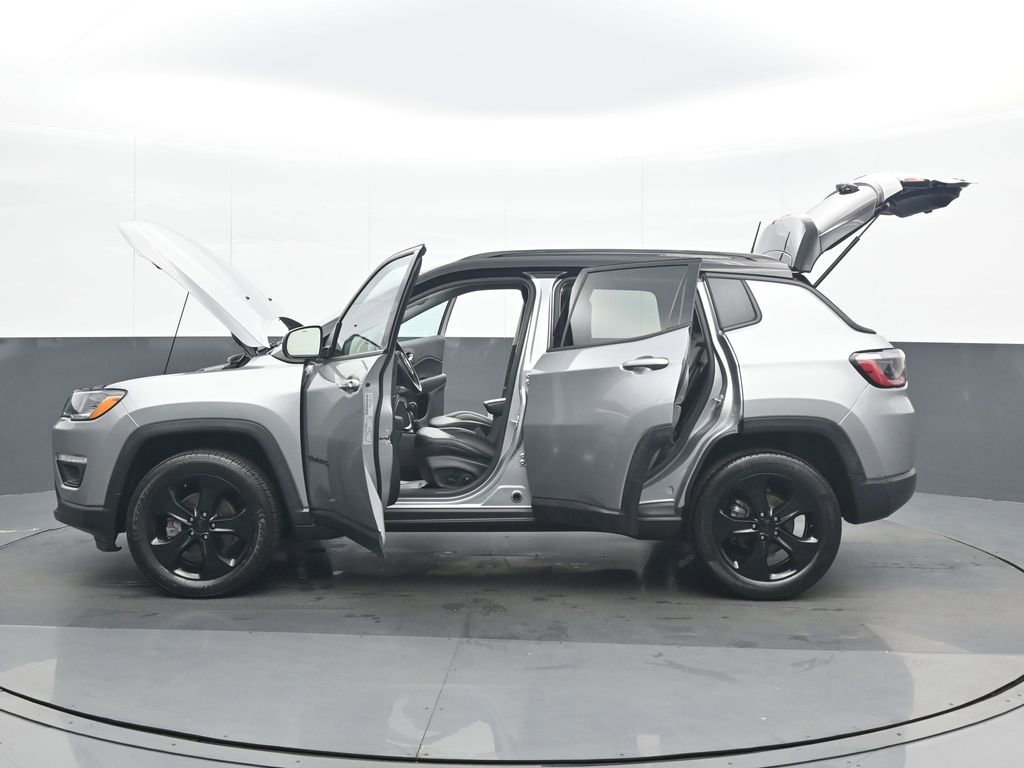 Used 2021 Jeep Compass Altitude image 37