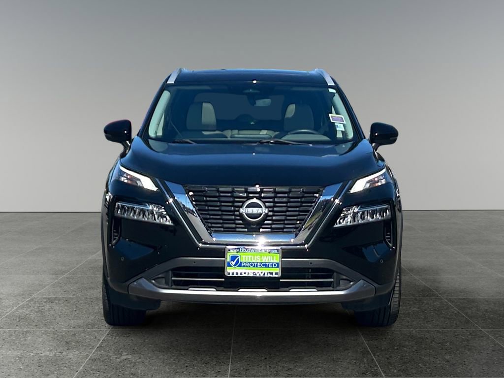 Used 2023 Nissan Rogue SL w/ SL Premium Package image 2