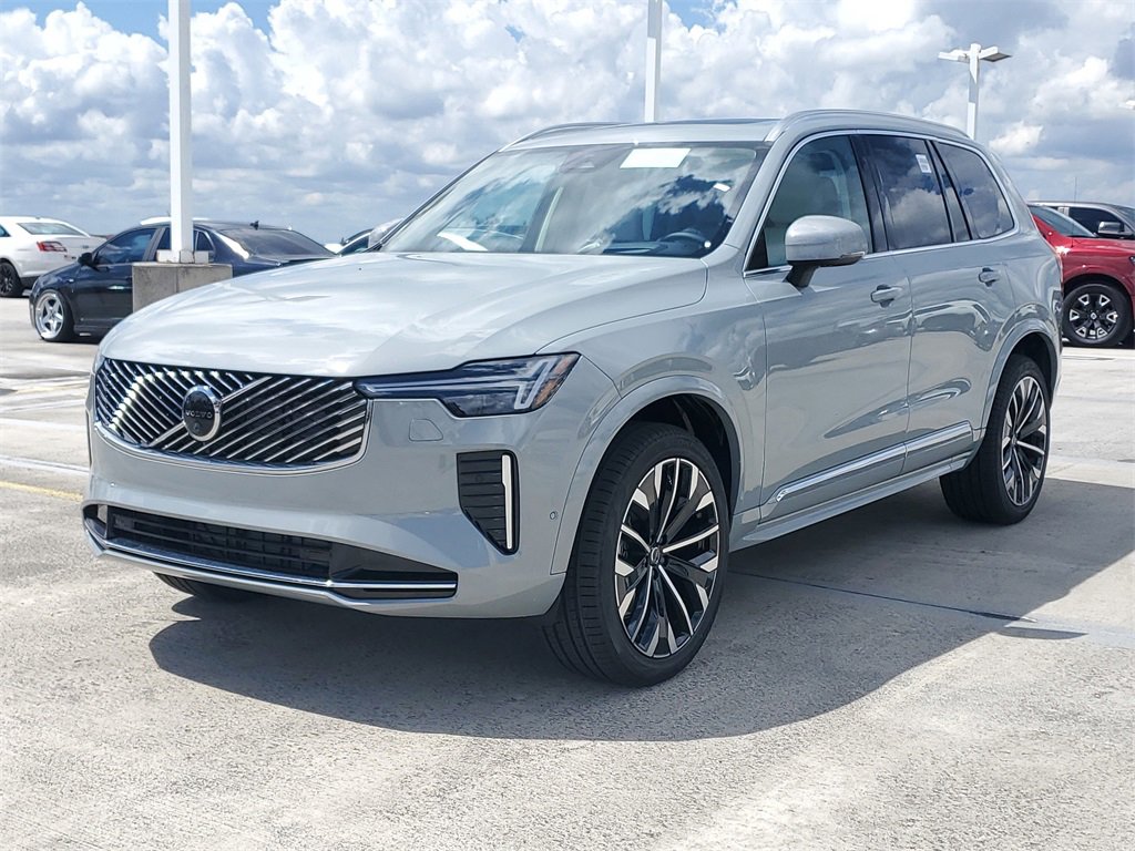 New 2026 Volvo XC90 B6 Ultra image 3