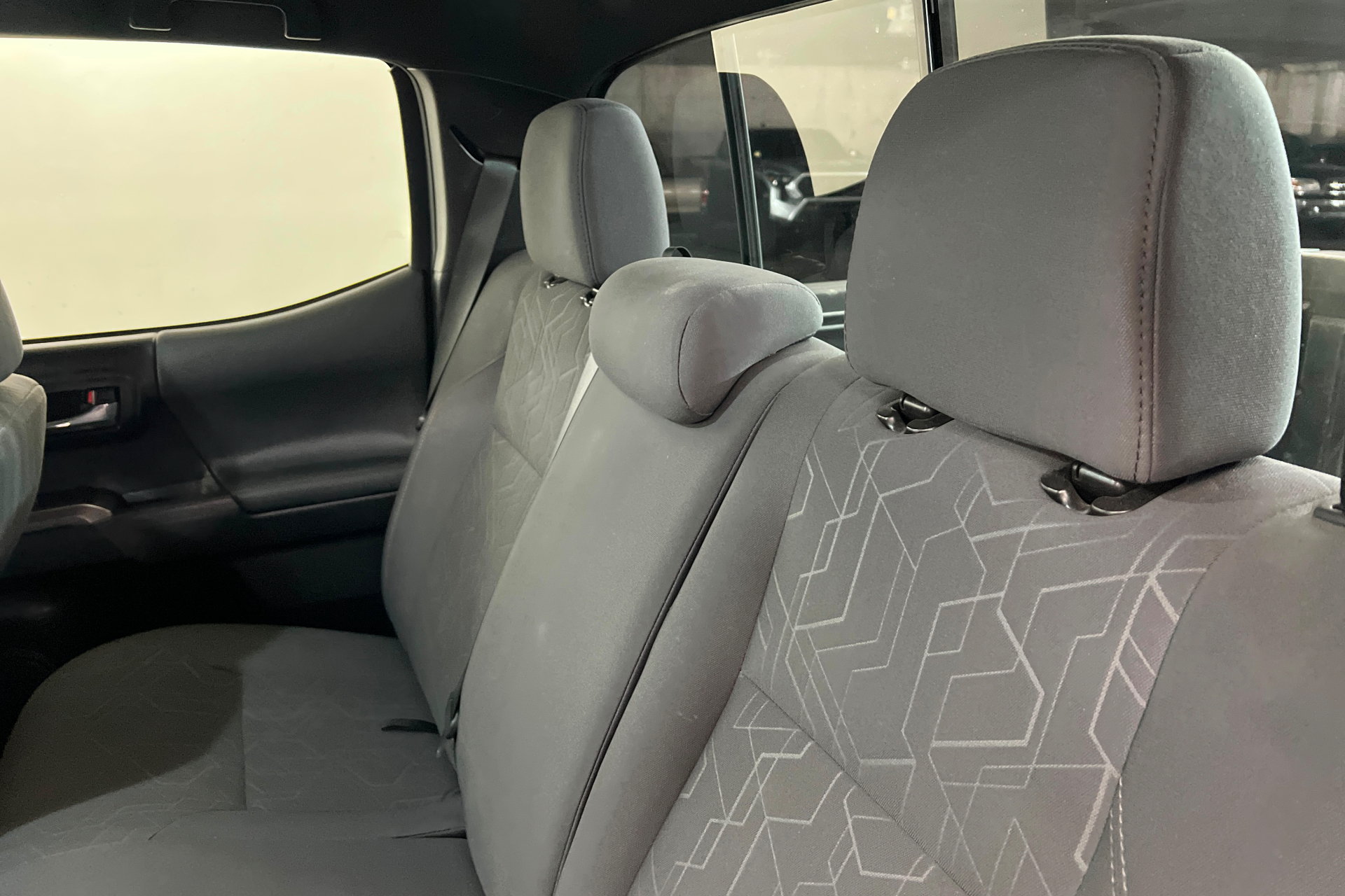 Used 2019 Toyota Tacoma TRD Off-Road w/ Technology Package AWD/4WD image 20