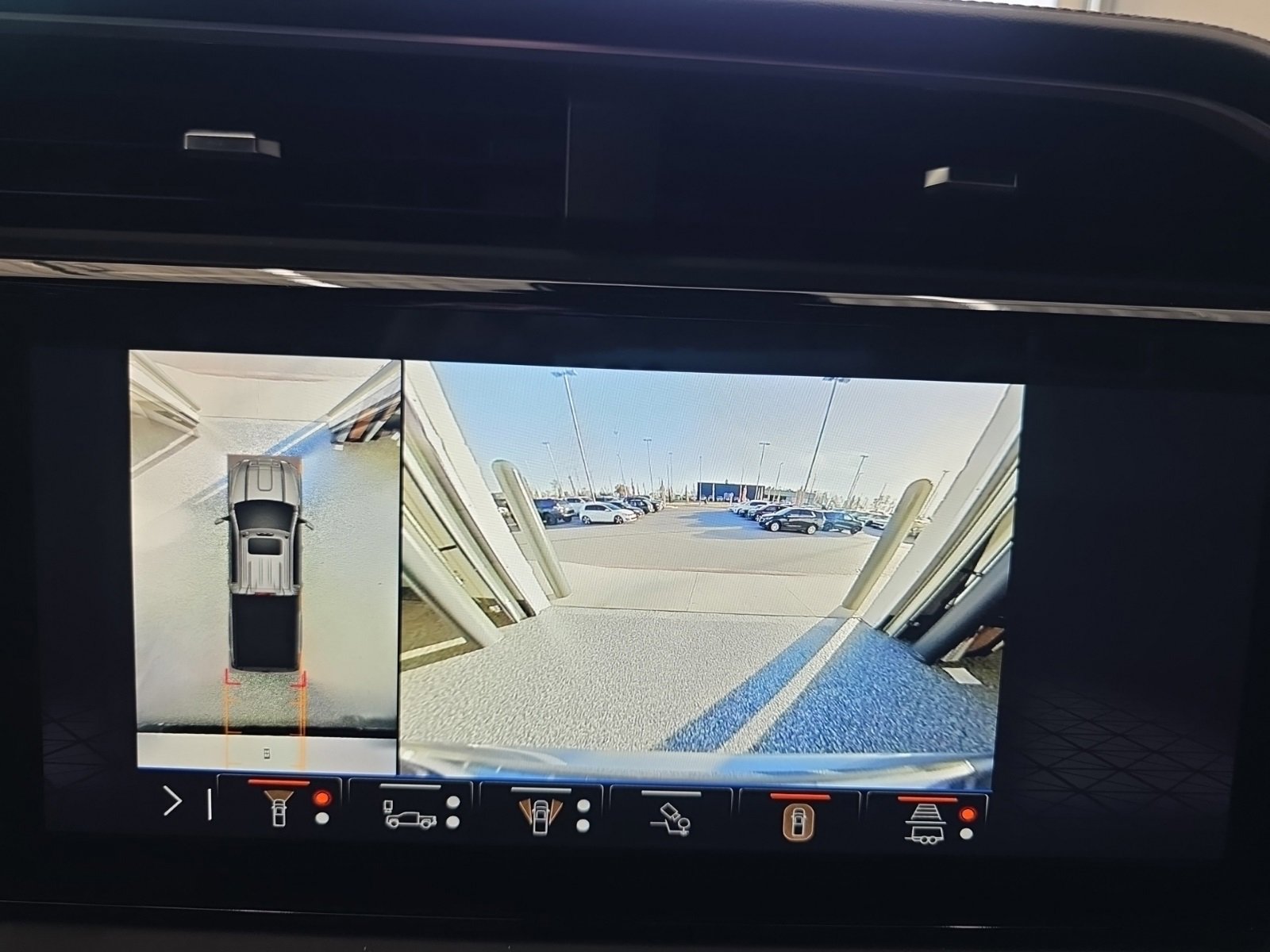 Used 2024 GMC Sierra 2500 Denali Ultimate w/ Max Trailering Package image 57