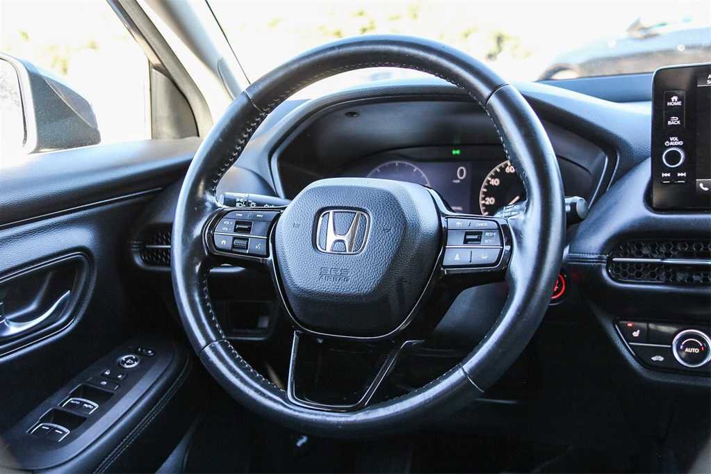 Used 2023 Honda HR-V EX-L image 16